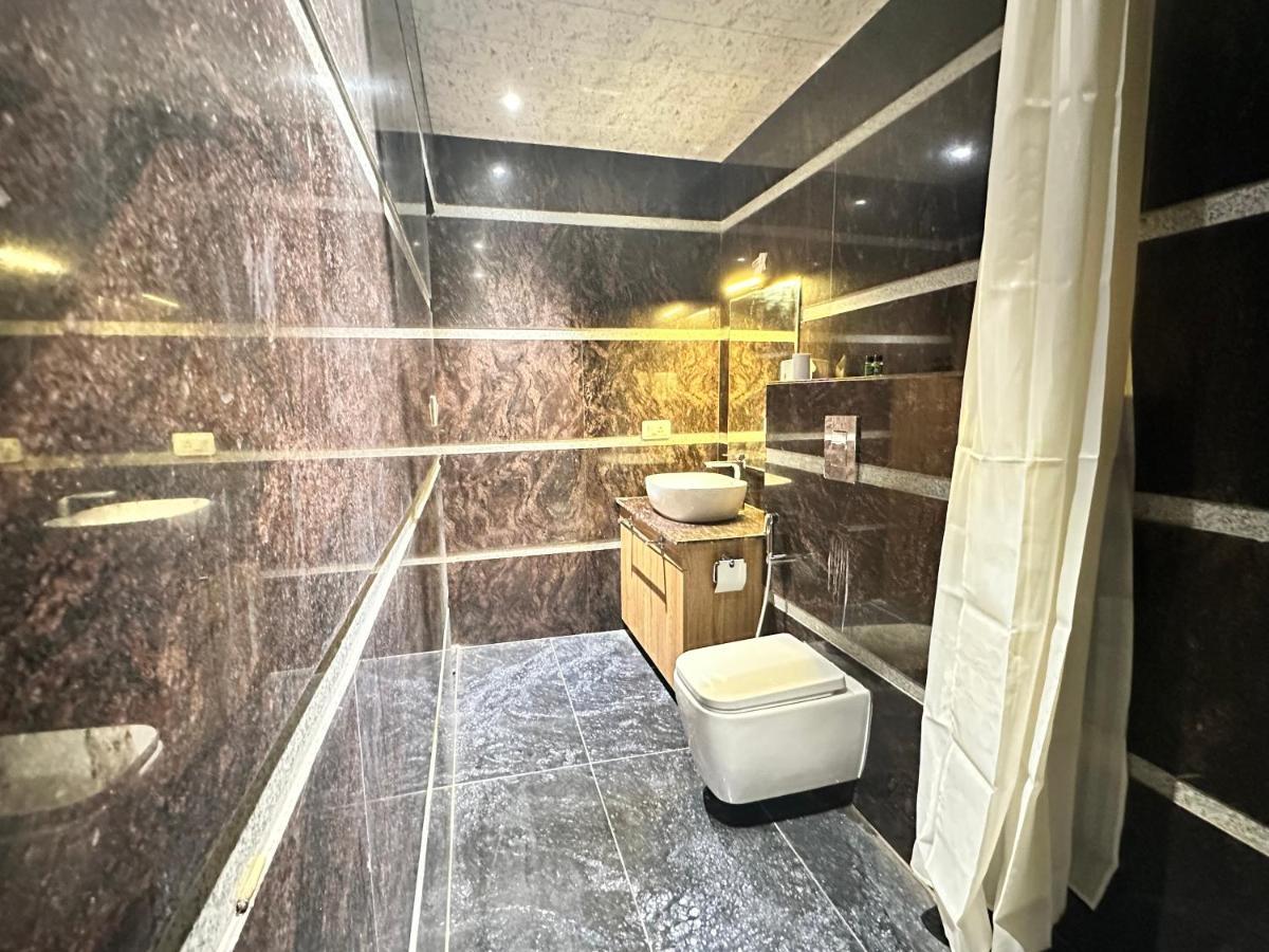 Highlands Hotel Рішикеш Екстер'єр фото