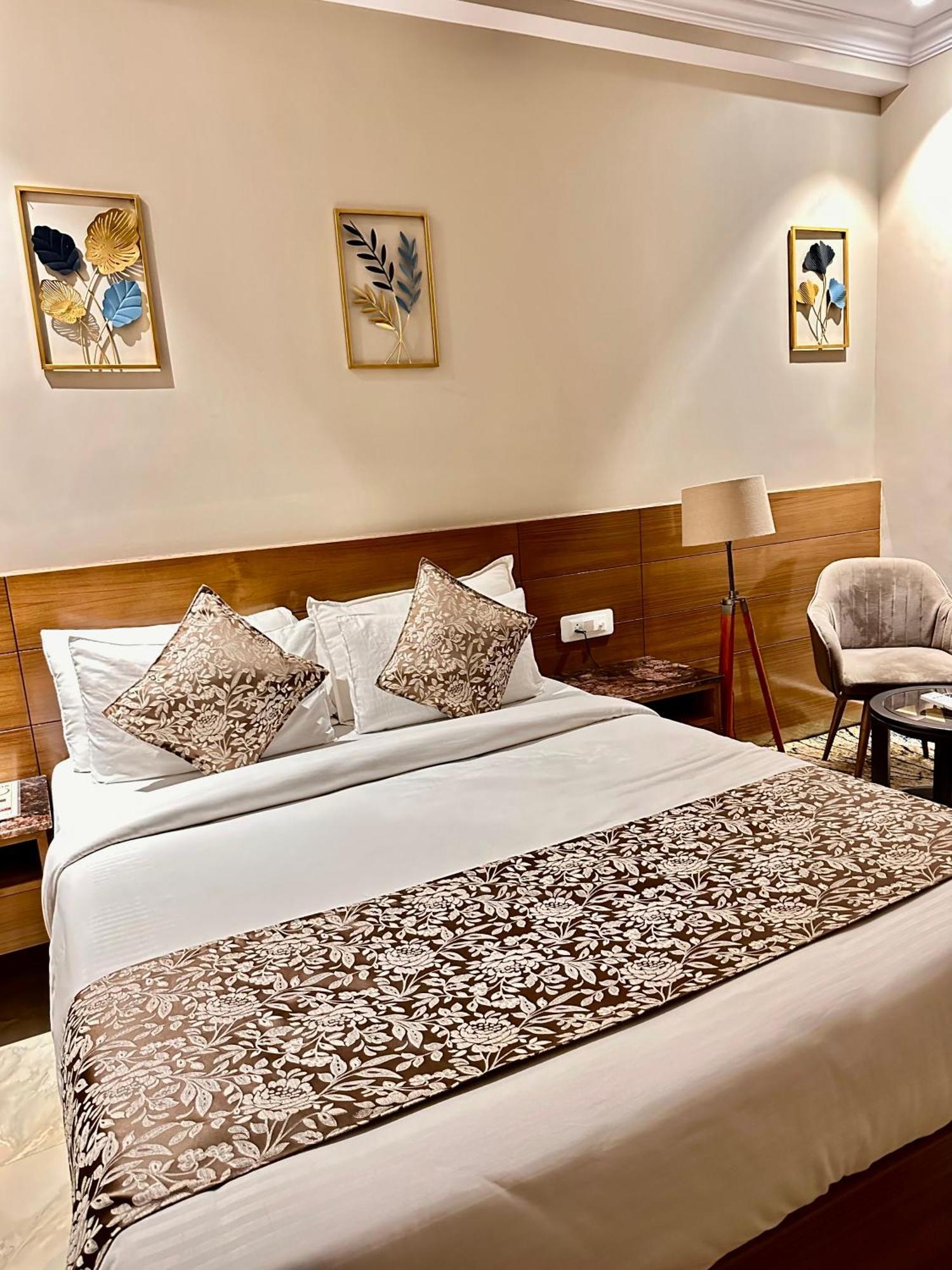 Highlands Hotel Рішикеш Екстер'єр фото